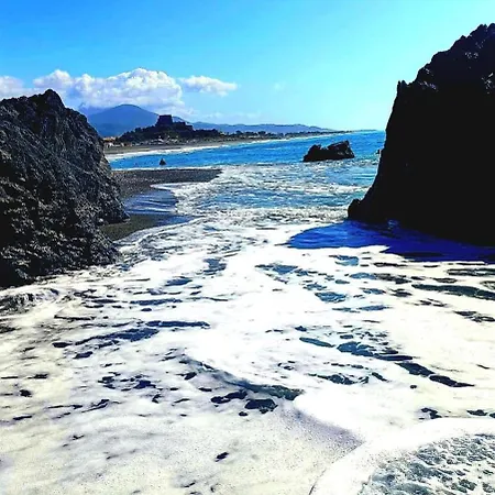Sulla Roccia